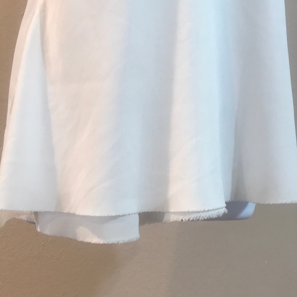 White and black halter top partially open back - Picture 3 of 4